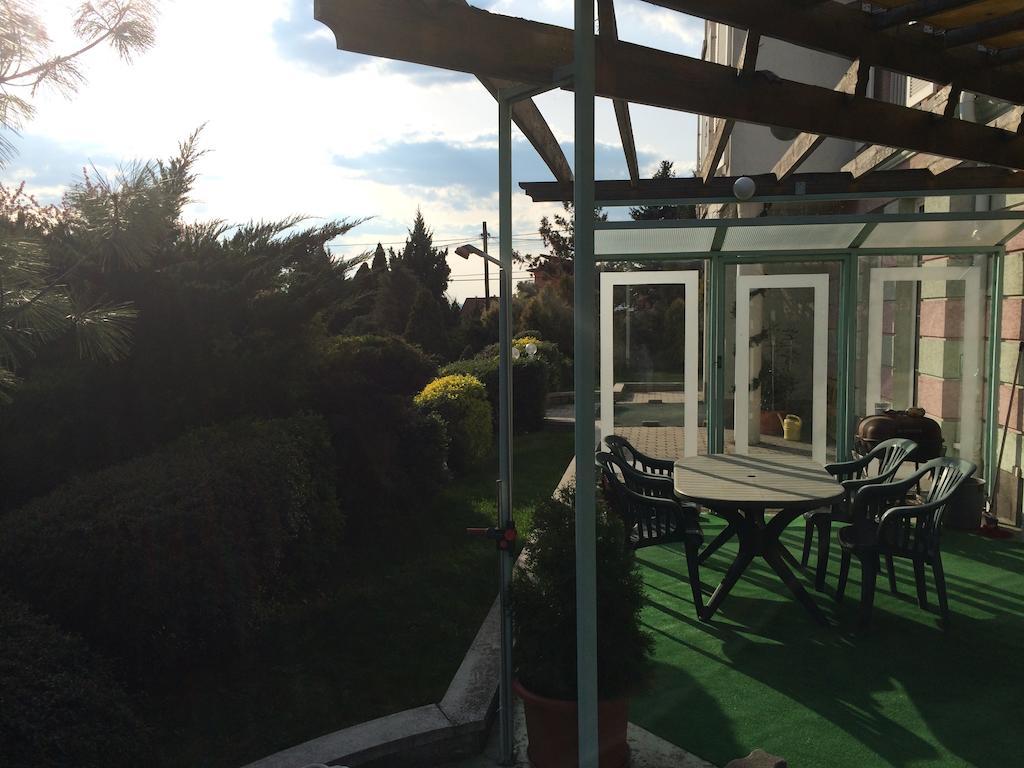 Belle Fleur Panzio Bed & Breakfast Budapesta Exterior foto