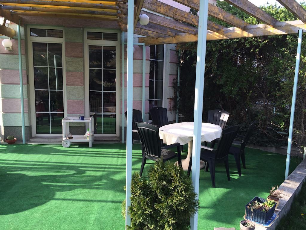 Belle Fleur Panzio Bed & Breakfast Budapesta Exterior foto